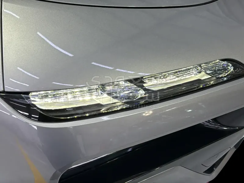 2026 بي ام دبليو الفئة السابعة 735أي