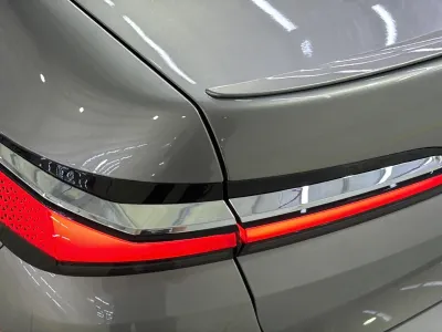 2026 بي ام دبليو الفئة السابعة 735أي