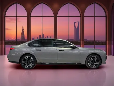 2026 بي ام دبليو الفئة السابعة 735أي