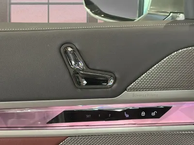 2026 بي ام دبليو الفئة السابعة 735أي