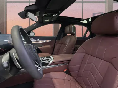 2026 بي ام دبليو الفئة السابعة 740أي