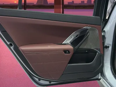 2026 بي ام دبليو الفئة السابعة 740أي