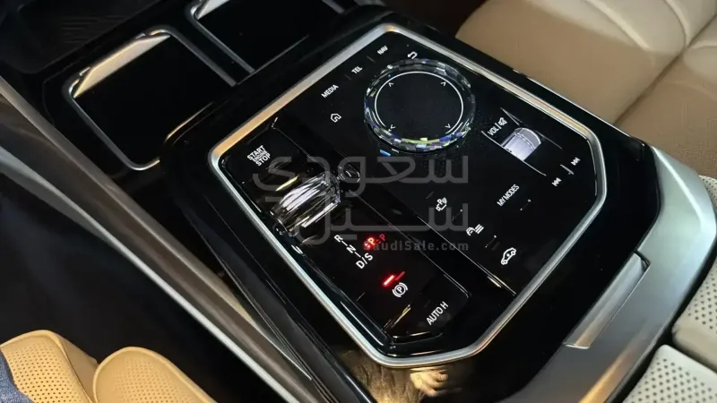 2026 بي ام دبليو الفئة السابعة 735أي