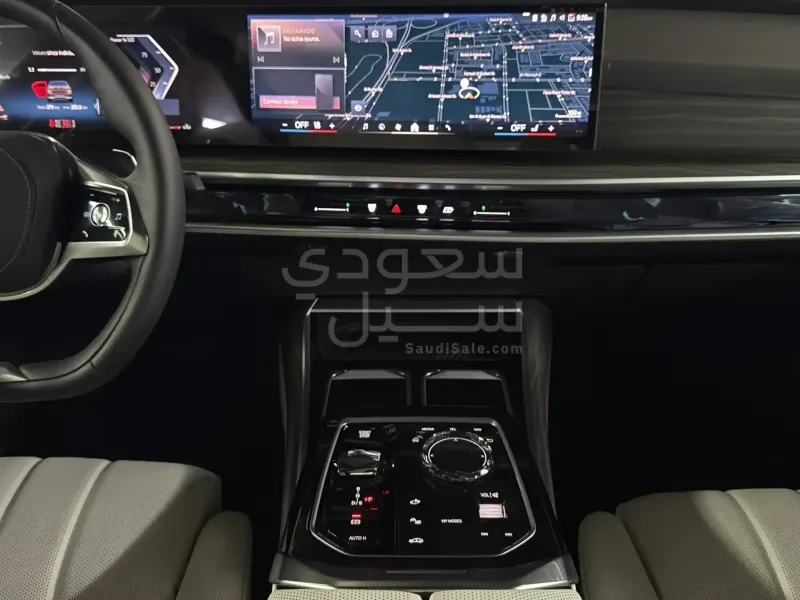 2026 بي ام دبليو الفئة السابعة 735أي