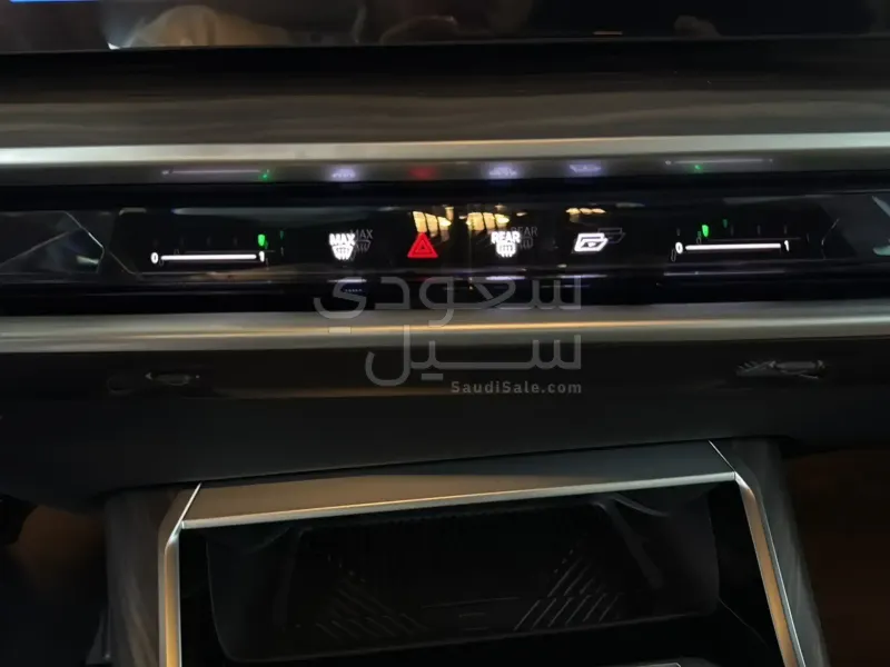 2026 بي ام دبليو الفئة السابعة 735أي