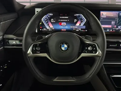 2026 بي ام دبليو الفئة السابعة 735أي