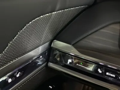 2026 بي ام دبليو الفئة السابعة 735أي