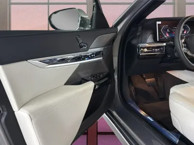 2026 بي ام دبليو الفئة السابعة 735أي