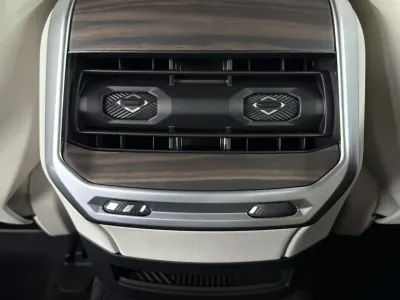 2026 بي ام دبليو الفئة السابعة 735أي