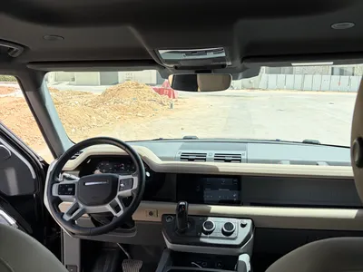 2023 لاند روفر ديفيندر 90