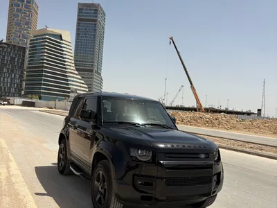 2023 لاند روفر ديفيندر 90