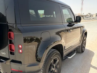 2023 لاند روفر ديفيندر 90