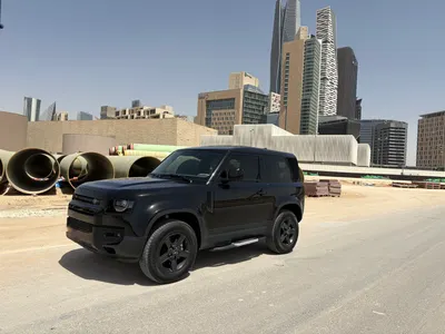 2023 لاند روفر ديفيندر 90
