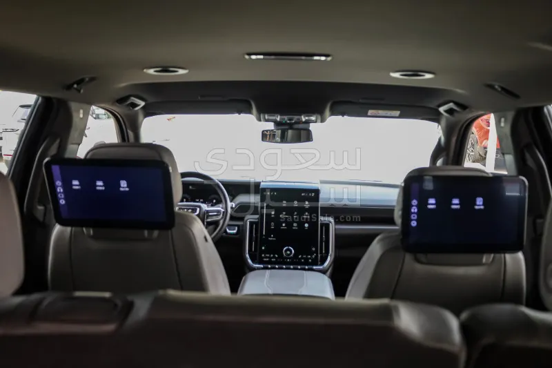 2025 جي ام سي يوكون اليفيشن