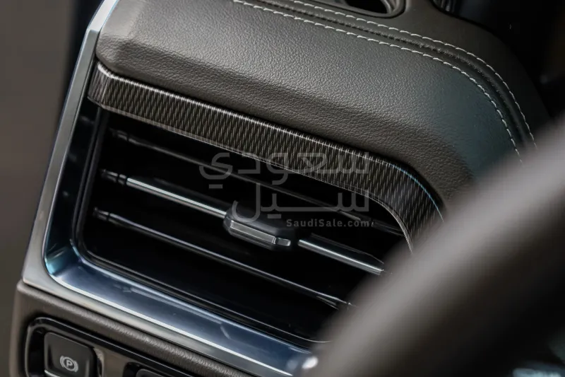 2025 جي ام سي يوكون اليفيشن