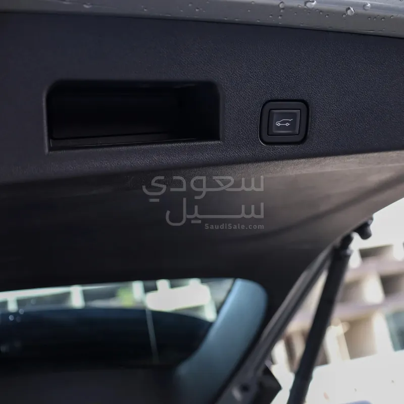 2024 جي ام سي اكاديا دينالي