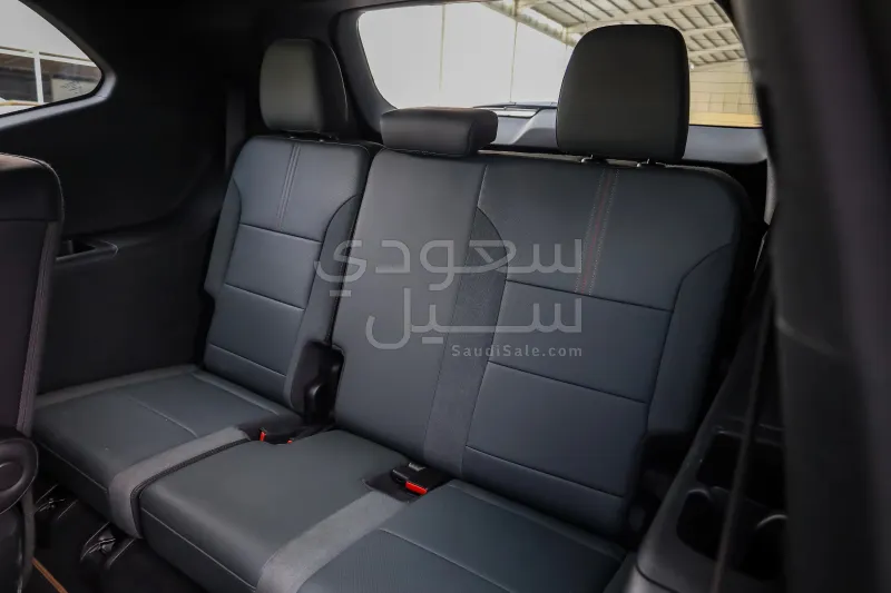 2024 جي ام سي اكاديا دينالي