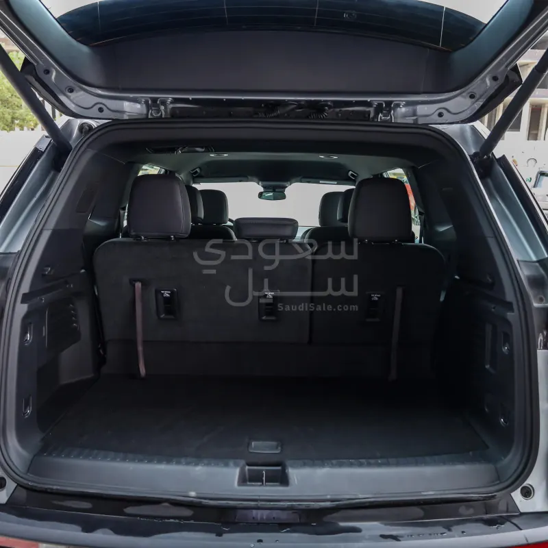 2024 جي ام سي اكاديا دينالي