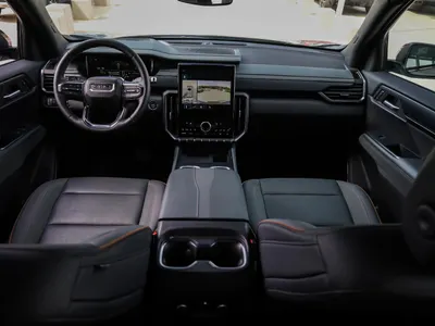 2024 جي ام سي اكاديا دينالي