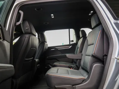 2024 جي ام سي اكاديا دينالي