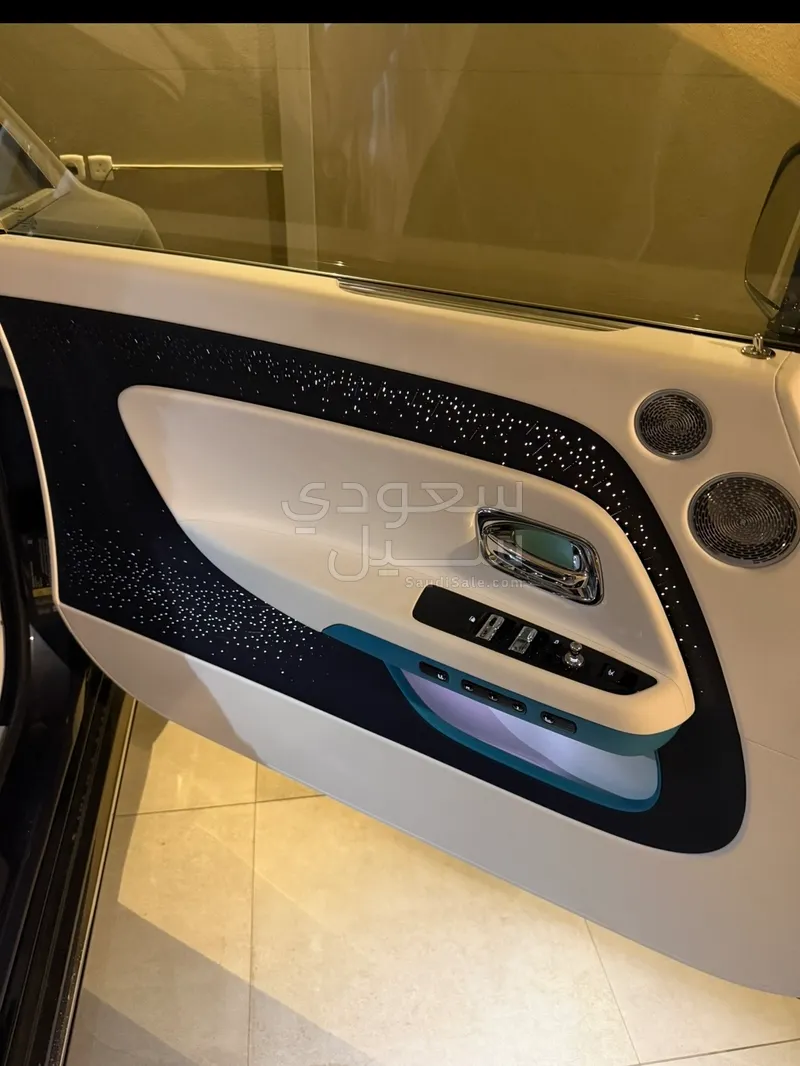 2025 رولز رويس سبيكتر