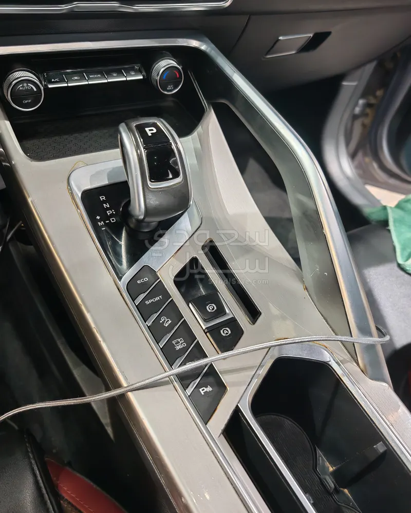 2021 جيلي كولراي