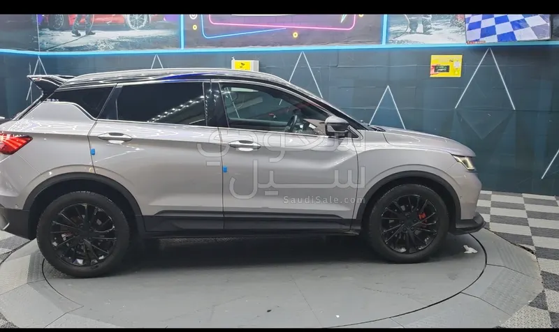 2021 جيلي كولراي