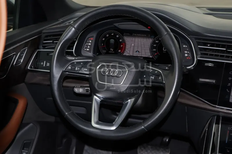 2021 Audi Q8 S Line