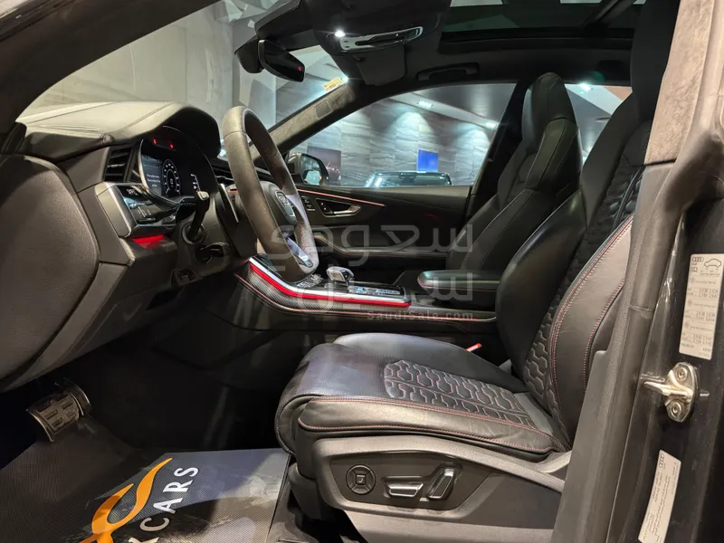 2021 اودي ار اس كيو 8