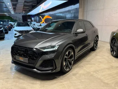 2021 اودي ار اس كيو 8