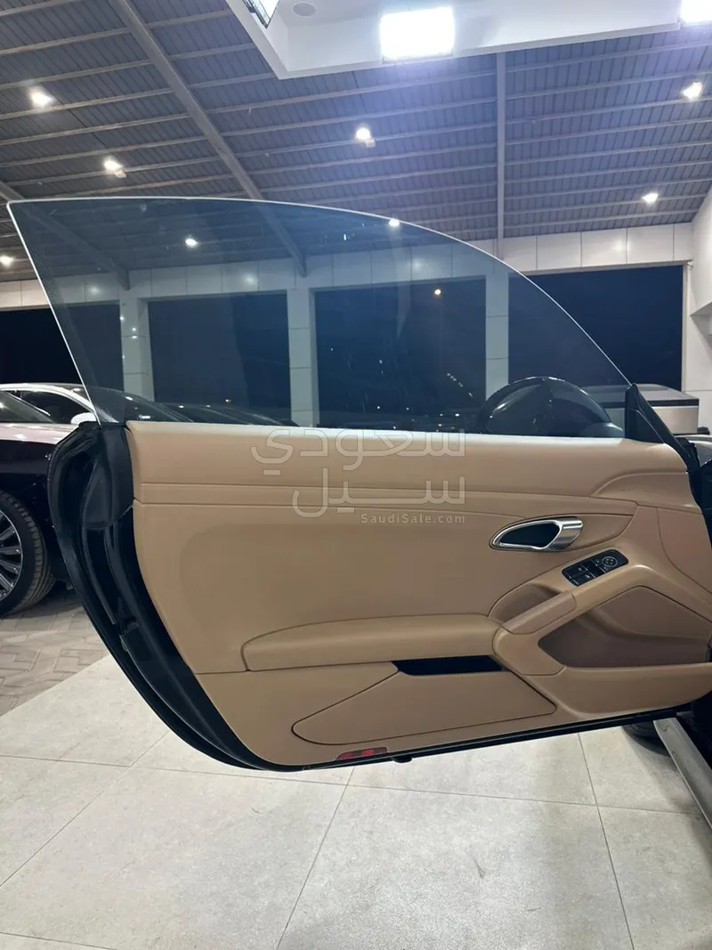 2015 بورش كايمان