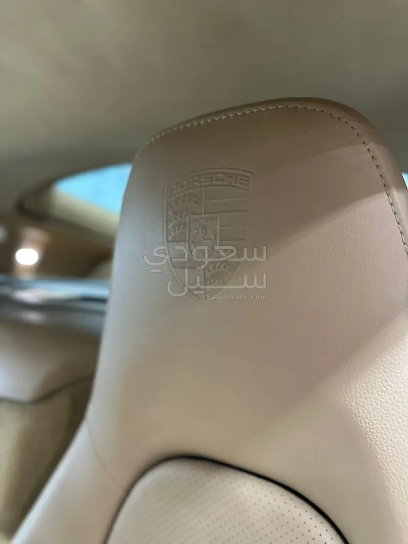 2015 بورش كايمان