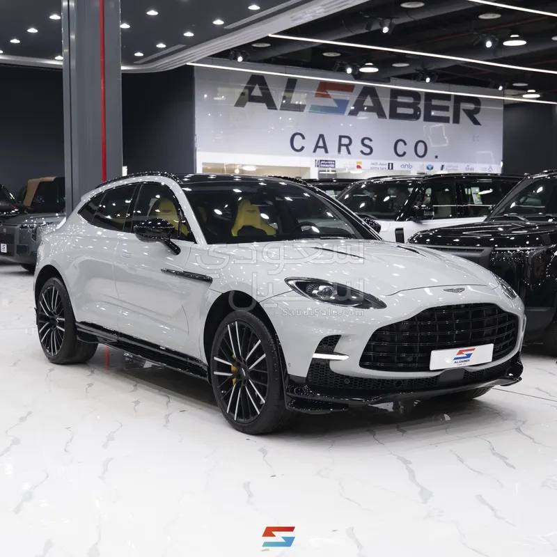 2024 استون مارتن دي بي اكس 707