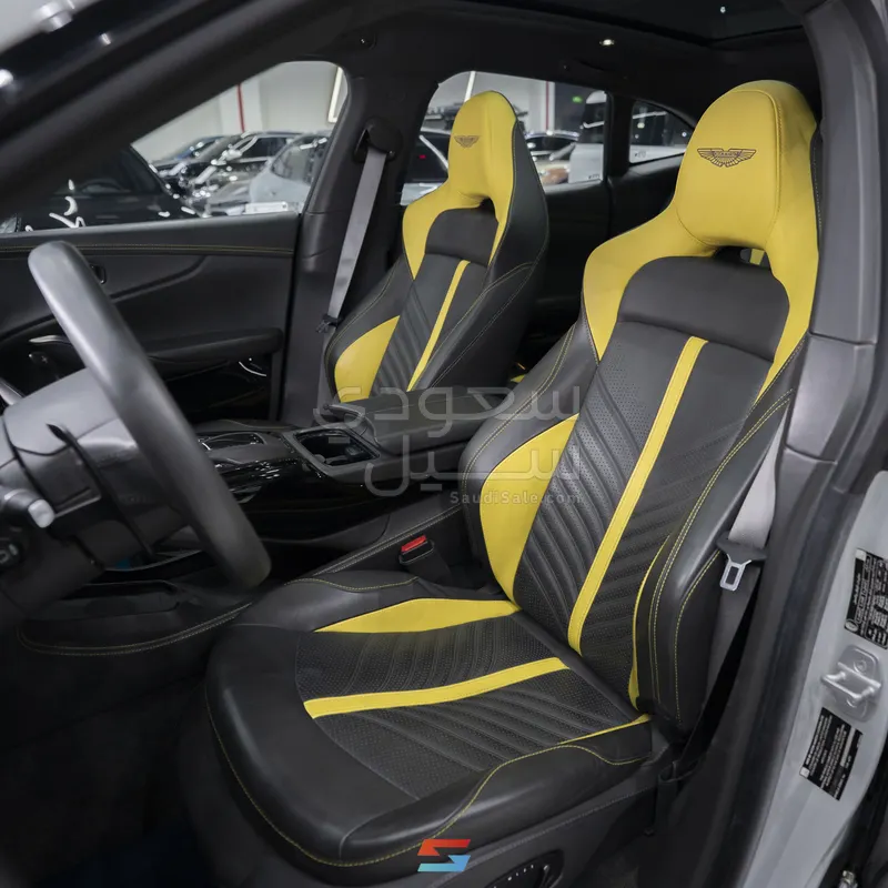 2024 استون مارتن دي بي اكس 707