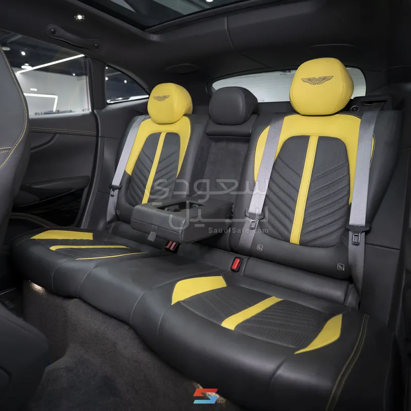 2024 استون مارتن دي بي اكس 707