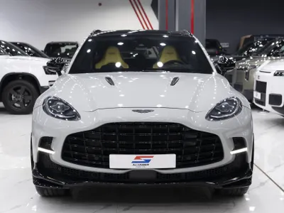 2024 استون مارتن دي بي اكس 707