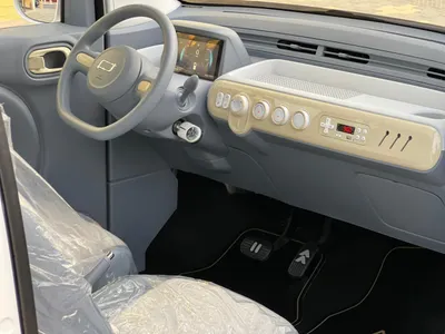 2025 فاو بيستون ميني إي في