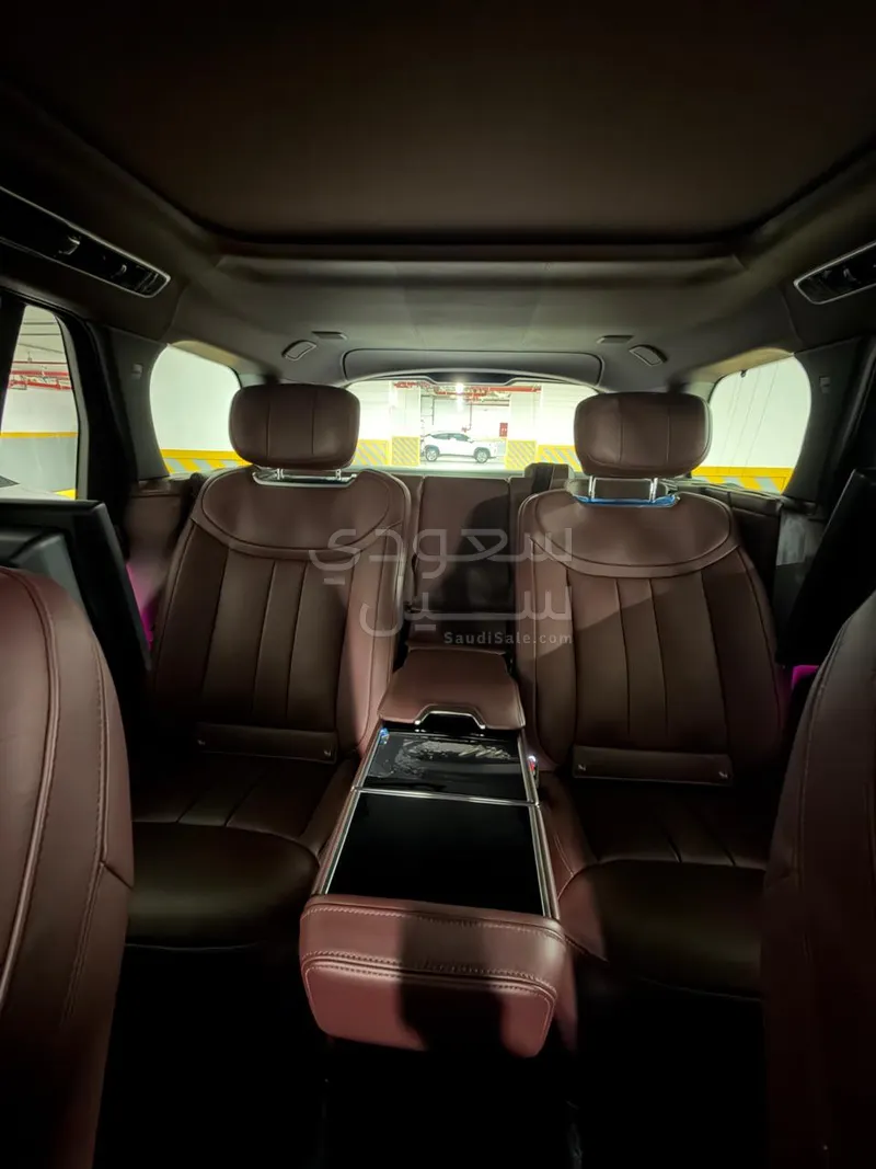 2023 لاند روفر رينج روفر اوتوبيوغرافي