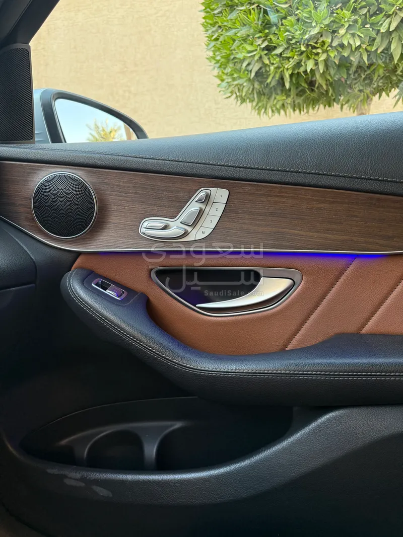 2022 Mercedes-Benz GLC 200 Cupe