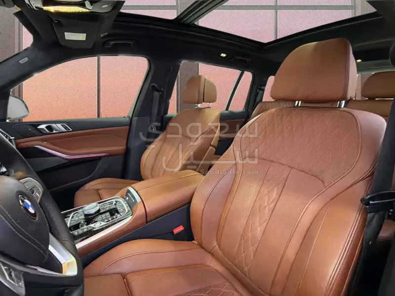 2025 بي ام دبليو الفئة اكس 7