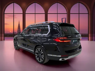 2025 بي ام دبليو الفئة اكس 7