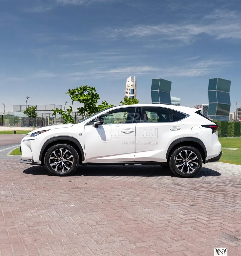 2017 لكزس إن إكس 200t إف