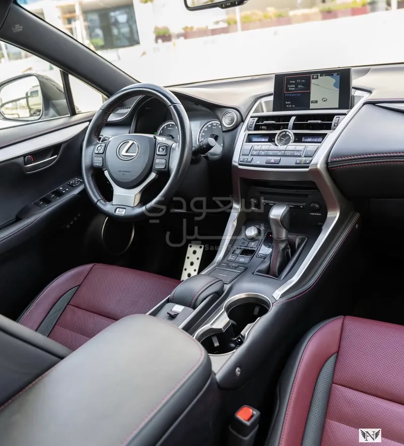 2017 لكزس إن إكس 200t إف