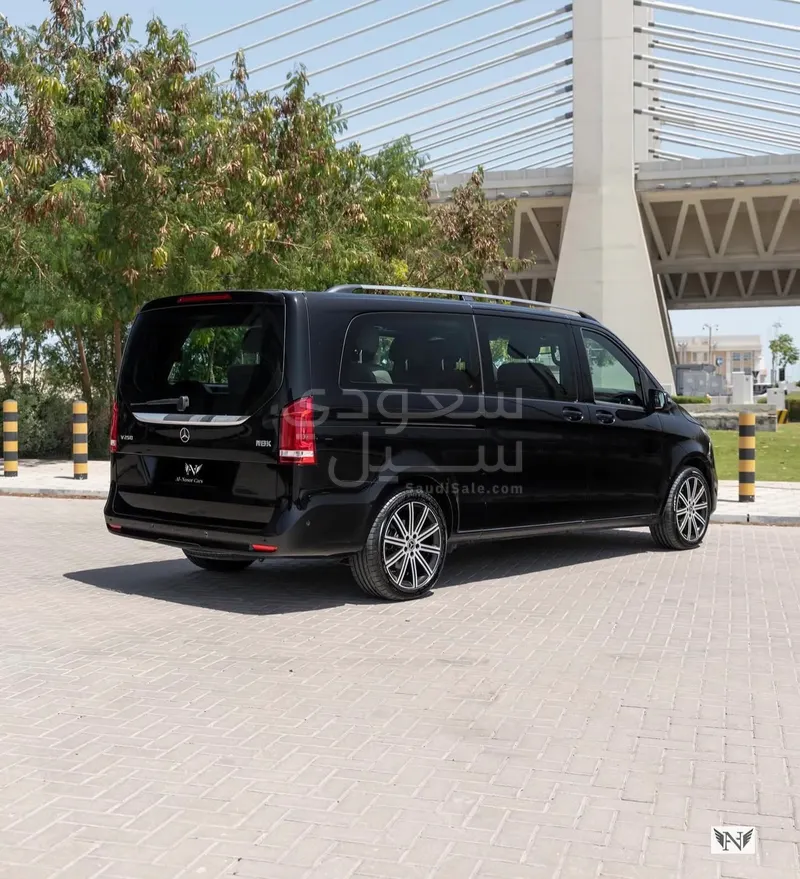 2022 مرسيدس - بنز في 250