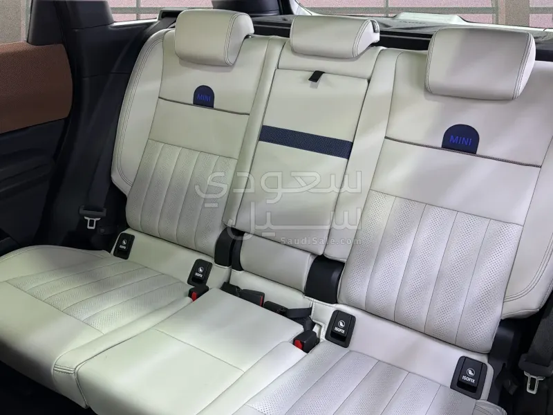 2025 ميني كونتري مان اس