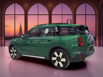 2025 ميني كونتري مان اس