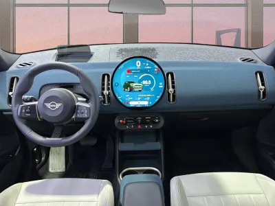 2025 ميني كونتري مان اس