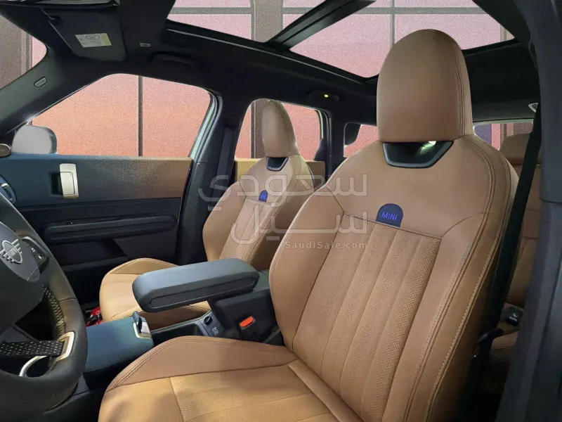 2025 ميني كونتري مان اس