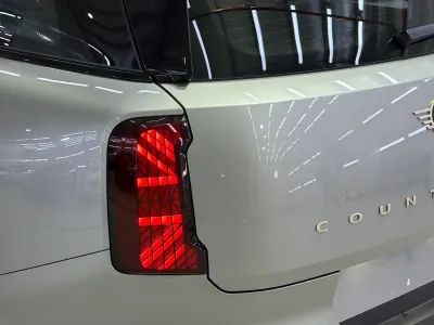 2025 ميني كونتري مان اس