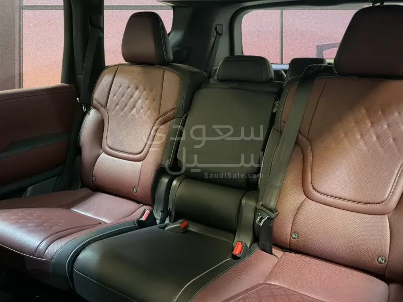 2025 انفينيتي كيو اكس 80